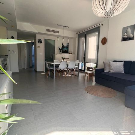 Punta Prima Villa 3 Bedrooms And Solarium Sea View 托雷维耶哈 外观 照片